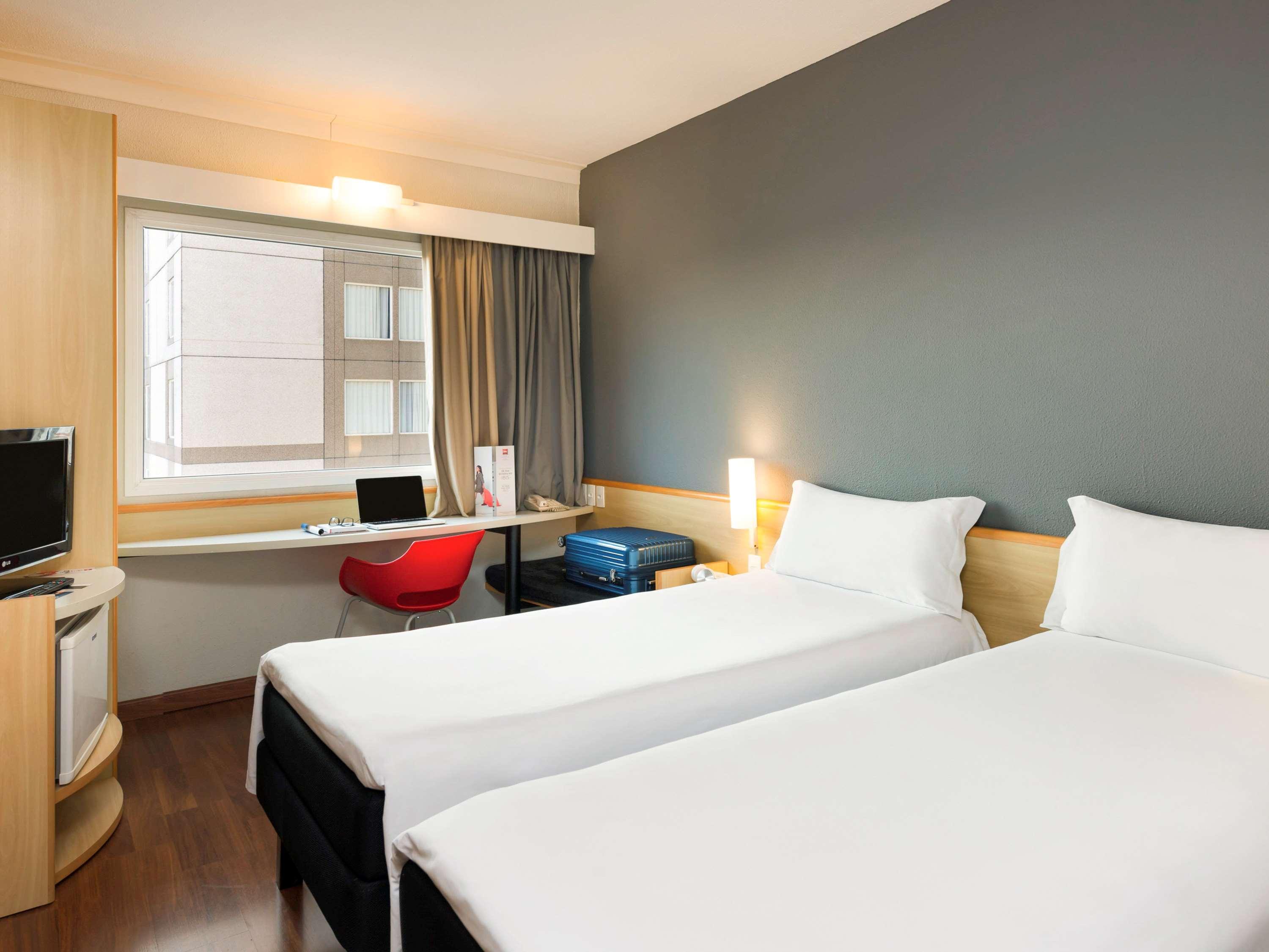 Hotel Ibis Campinas Esterno foto